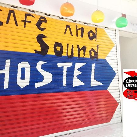 Safe And Sound Hostel Chiang Mai Extérieur photo