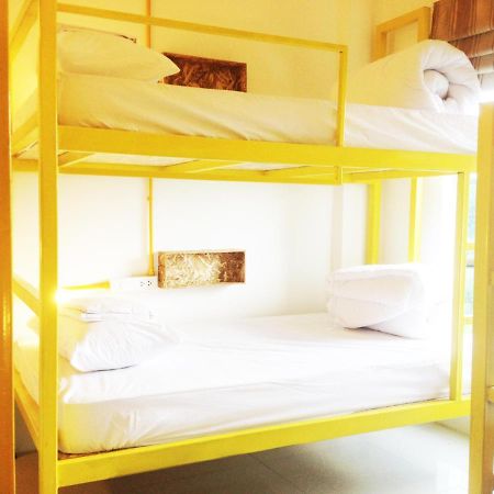 Safe And Sound Hostel Chiang Mai Extérieur photo