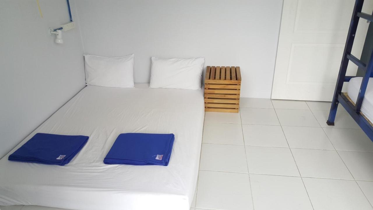 Safe And Sound Hostel Chiang Mai Extérieur photo