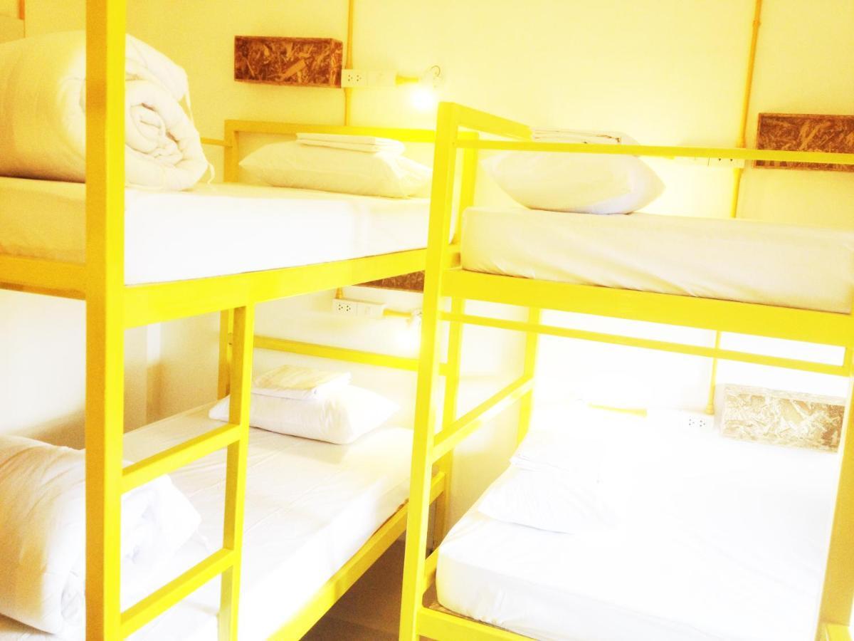 Safe And Sound Hostel Chiang Mai Extérieur photo